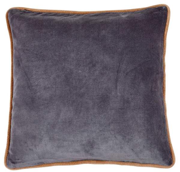 Cushion with leo print and velvet